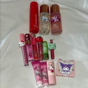 Hello Kitty Lip Balm & Gloss Set - Red, Pink, Green